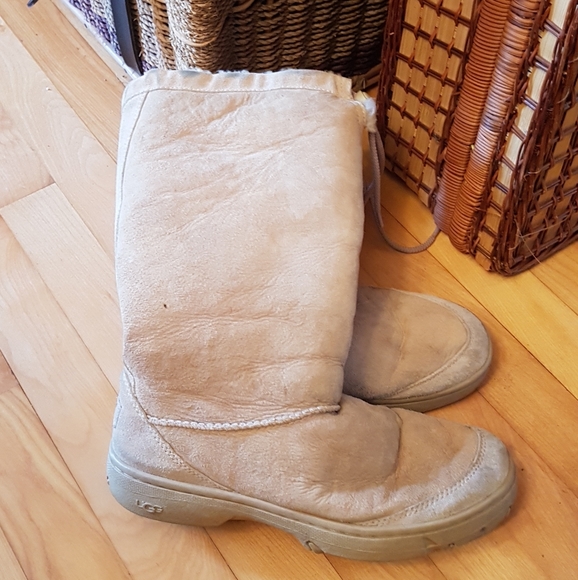 Ugg boots - Picture 5 of 16